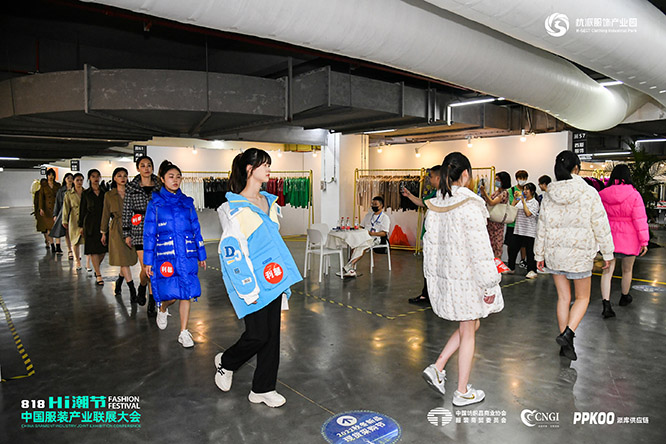 818HI潮節(jié) 中國服裝產(chǎn)業(yè)聯(lián)展大會 國際時裝秀模特