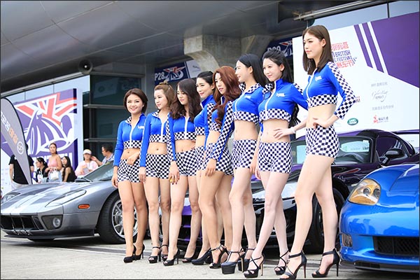 6月17日至18日《上海英倫賽車節(jié)》羽翼國際模特學(xué)員全程助力